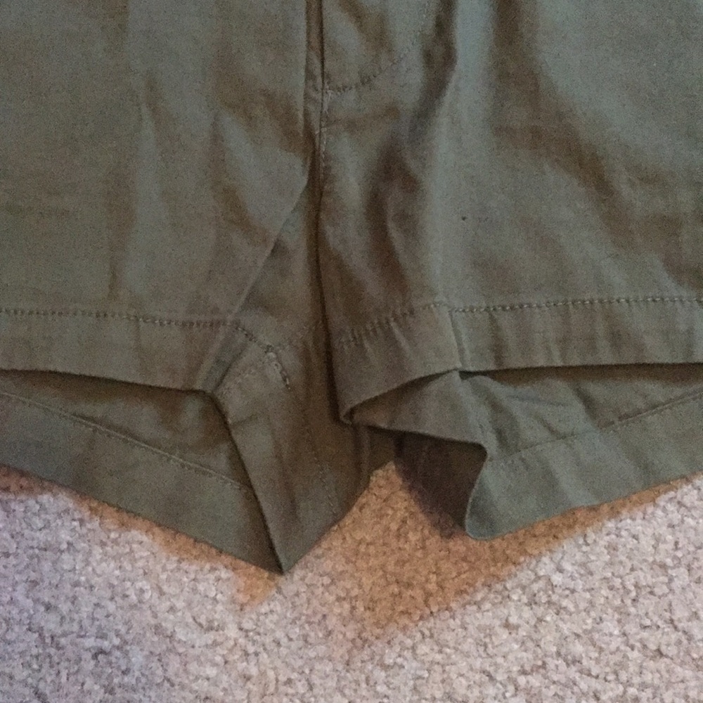 Army Green Shorts - Picture 4 of 5